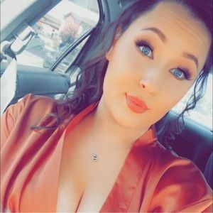 Meet your Posher, Alexandria